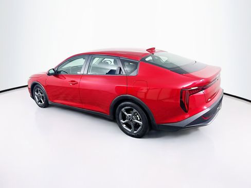 Used 2025 Kia K4 LXS image 5