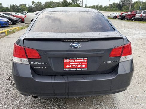 Used 2013 Subaru Legacy 2.5i Premium w/ All-Weather Pkg AWD/4WD image 4