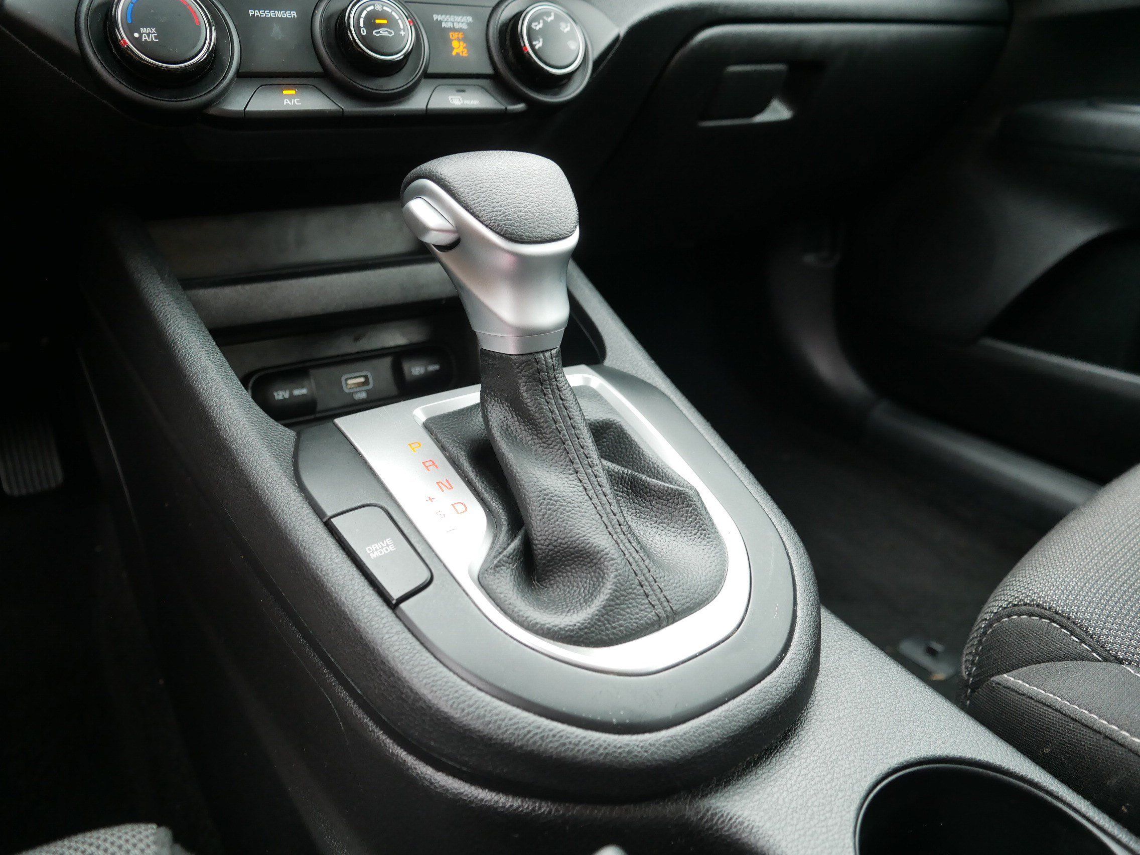 Certified 2023 Kia Forte LXS w/ LXS Technology Package FWD image 24