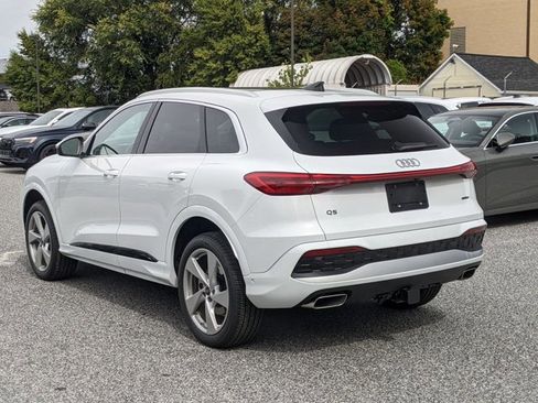 New 2025 Audi Q5 Premium Plus image 8