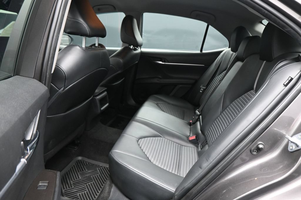 Used 2022 Toyota Camry SE FWD image 23