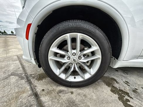 Used 2025 Dodge Durango GT AWD/4WD image 10