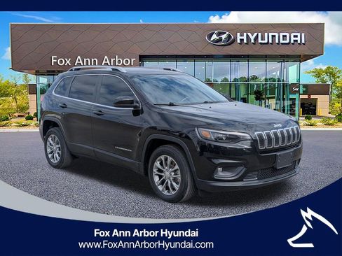Used 2020 Jeep Cherokee Latitude Plus w/ Cold Weather Group FWD image 7