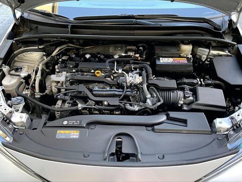 Used 2024 Toyota Corolla SE image 28