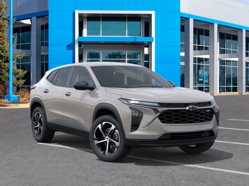 New 2026 Chevrolet Trax RS w/ Driver Confidence Package FWD image 31