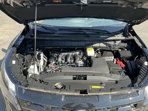 New 2026 Nissan Pathfinder SL w/ Cargo Package AWD/4WD image 35