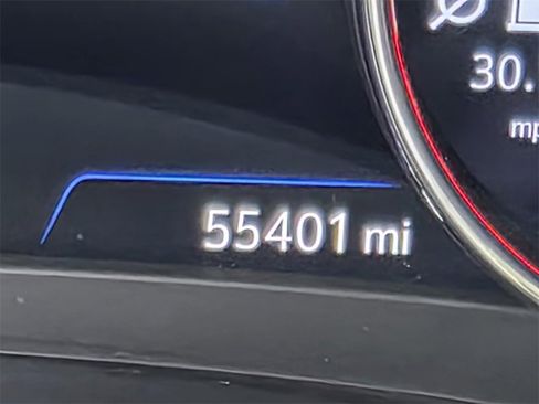 Used 2024 Chevrolet Malibu LT image 35