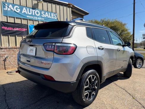 Used 2019 Jeep Compass Trailhawk AWD/4WD image 7