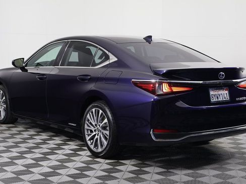 Used 2021 Lexus ES 300h w/ Premium Package FWD image 6