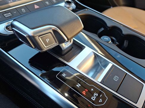 Used 2023 Audi Q7 2.0T Premium Plus w/ Premium Plus Package image 12