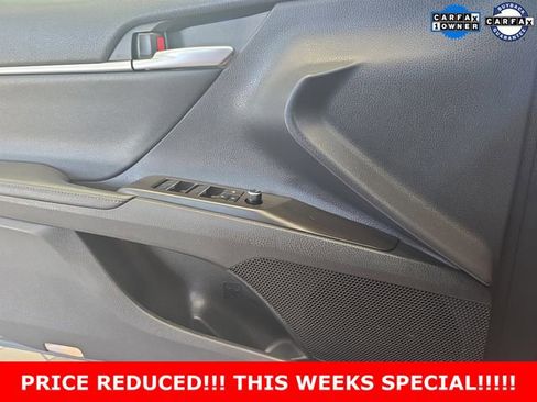 Used 2024 Toyota Camry XLE FWD image 31