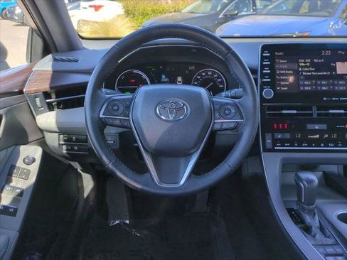Certified 2021 Toyota Avalon XLE w/ Moonroof Package image 15