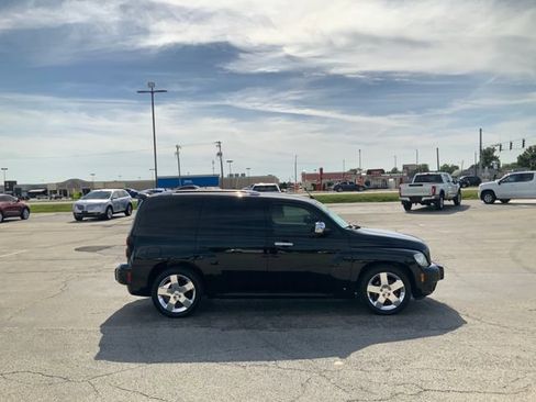 Used 2008 Chevrolet HHR LT FWD image 6