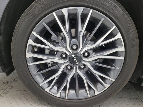 Used 2024 Kia Forte GT-Line FWD image 31