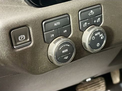 Used 2023 Chevrolet Silverado 1500 LT w/ Work Truck Package image 10