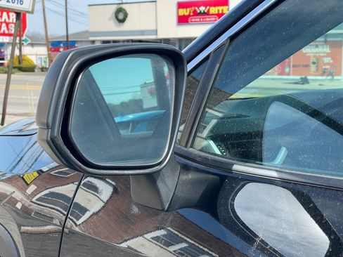 Used 2019 Toyota RAV4 LE w/ All Weather Liner Package AWD/4WD image 26
