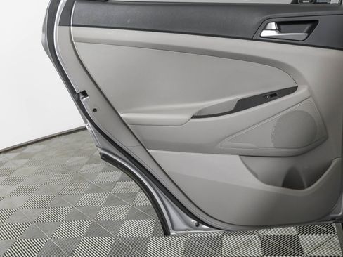 Used 2019 Hyundai Tucson Value AWD/4WD image 38