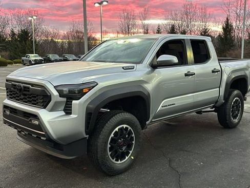 New 2026 Toyota Tacoma TRD Off-Road image 2
