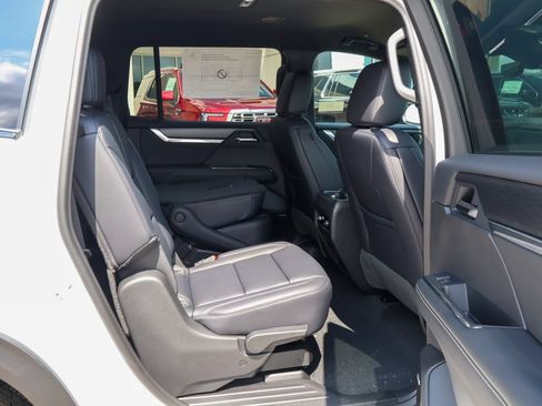 New 2027 GMC Acadia Elevation w/ Black Edition FWD image 35
