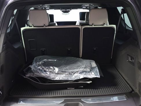 New 2026 Cadillac Escalade ESV Platinum Sport image 19