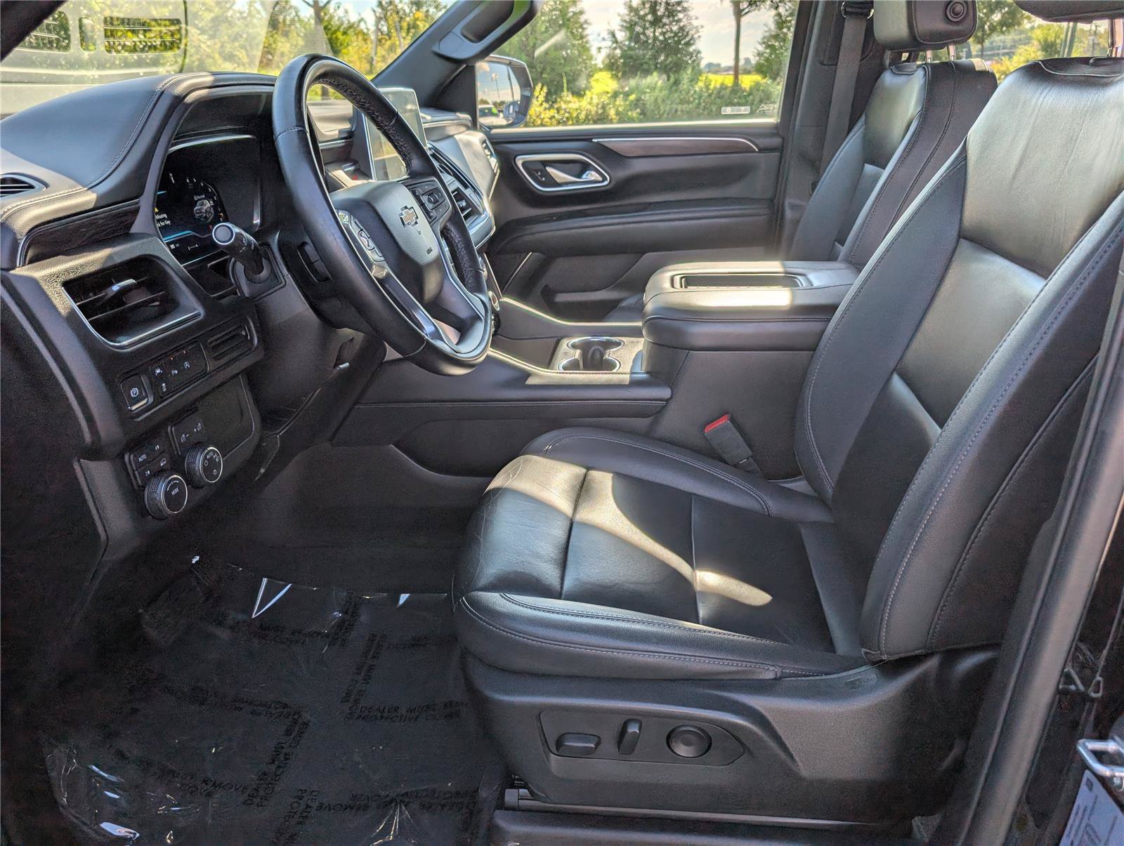 Used 2024 Chevrolet Tahoe LT AWD/4WD image 18