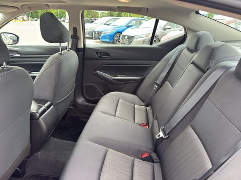 Certified 2024 Nissan Altima 2.5 SV w/ SV Premium Package FWD image 33