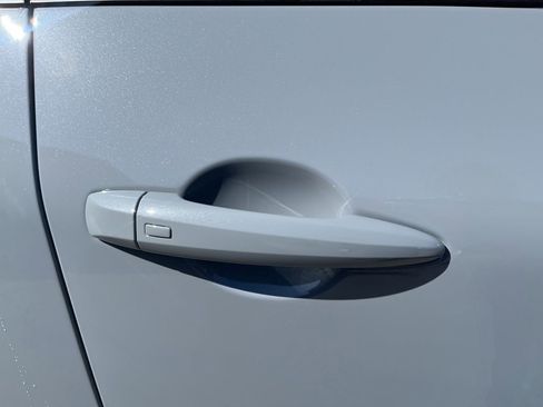 New 2026 Nissan Rogue SV AWD/4WD image 15