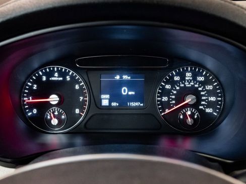 Used 2020 Kia Sorento LX w/ LX I4 Convenience Package image 13