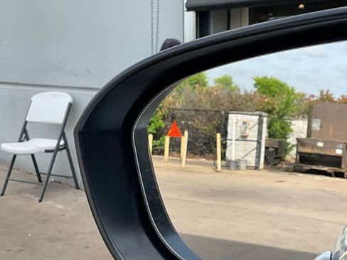 Used 2025 Nissan Rogue SV image 20