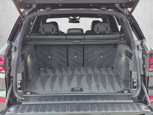 Used 2024 BMW X5 sDrive40i w/ M Sport Package RWD image 6