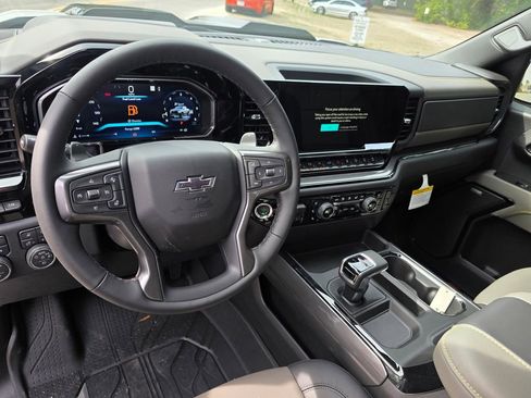 New 2026 Chevrolet Silverado 1500 ZR2 AWD/4WD image 17