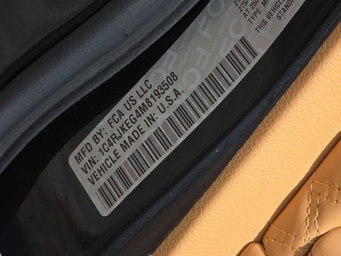 Certified 2021 Jeep Grand Cherokee L Summit image 25