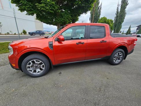Used 2022 Ford Maverick XLT w/ Equipment Group 300A Standard image 4