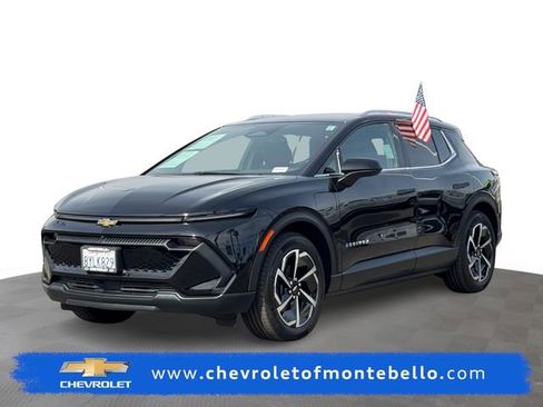 Used 2026 Chevrolet Equinox EV LT image 1