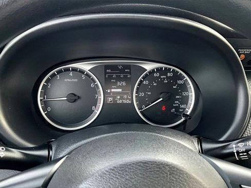 Used 2022 Nissan Kicks S w/ Interior Electronics Package image 22