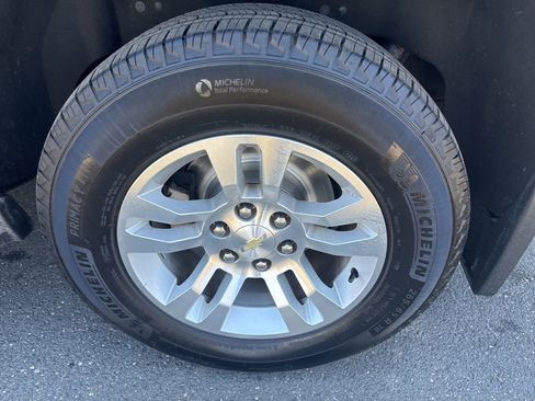 Used 2016 Chevrolet Tahoe LT AWD/4WD image 10