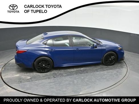 Used 2025 Toyota Camry SE image 32