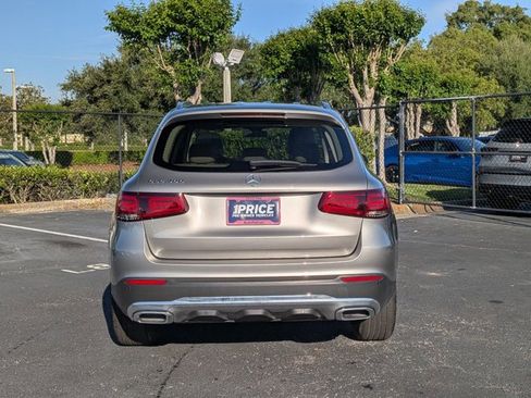 Used 2021 Mercedes-Benz GLC 300 image 7