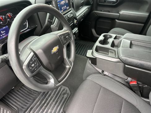 Used 2021 Chevrolet Silverado 1500 Custom w/ Safety Confidence Package image 10