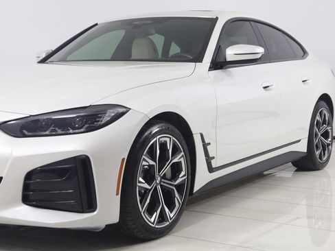 Used 2022 BMW i4 eDrive40 w/ M Sport Package image 64