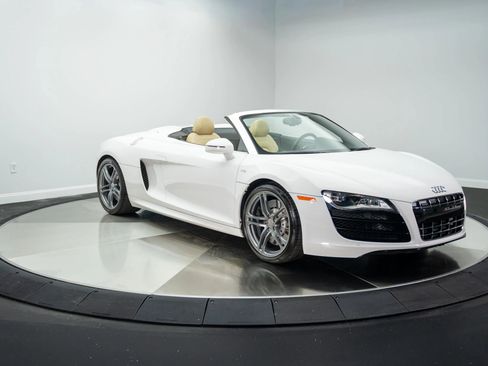 Used 2011 Audi R8 V10 image 18
