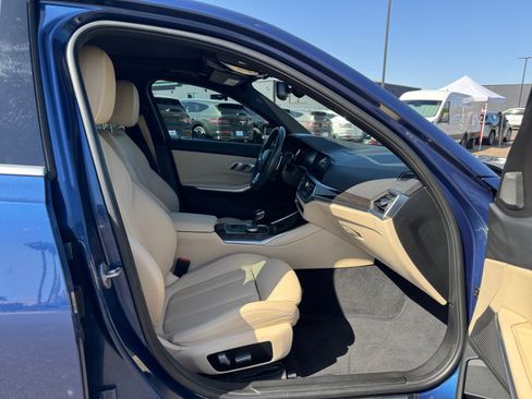 Used 2021 BMW 330i Sedan w/ Convenience Package RWD image 19