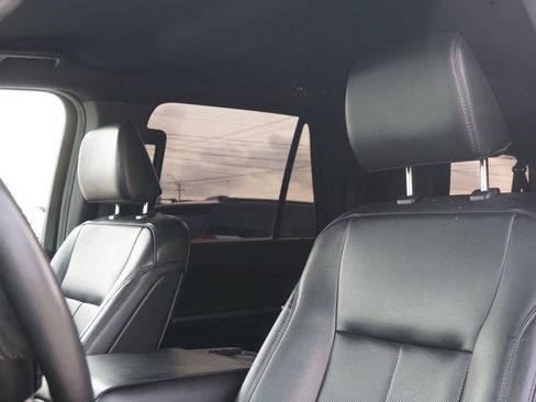Used 2021 Ford Expedition Max XLT AWD/4WD image 11