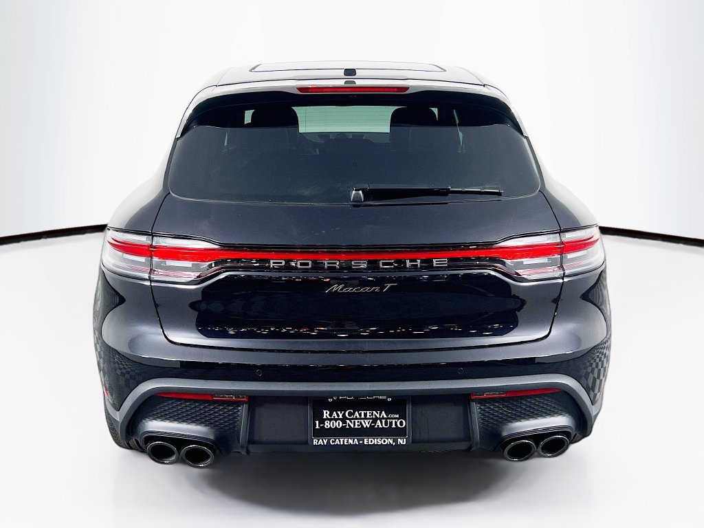 Certified 2026 Porsche Macan AWD/4WD image 10
