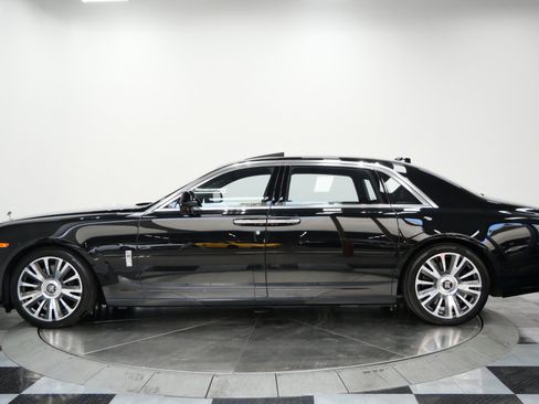 Used 2019 Rolls-Royce Ghost Extended Wheelbase RWD image 6