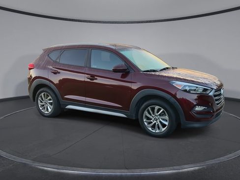 Used 2018 Hyundai Tucson SEL FWD image 2