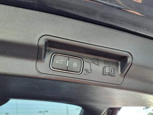 Certified 2023 Ford Explorer XLT w/ Equipment Group 202A AWD/4WD image 31