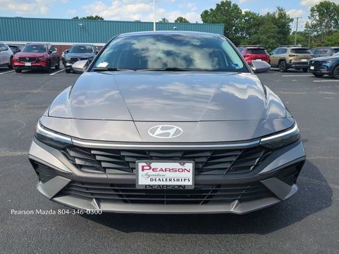 Used 2024 Hyundai Elantra SEL FWD image 10