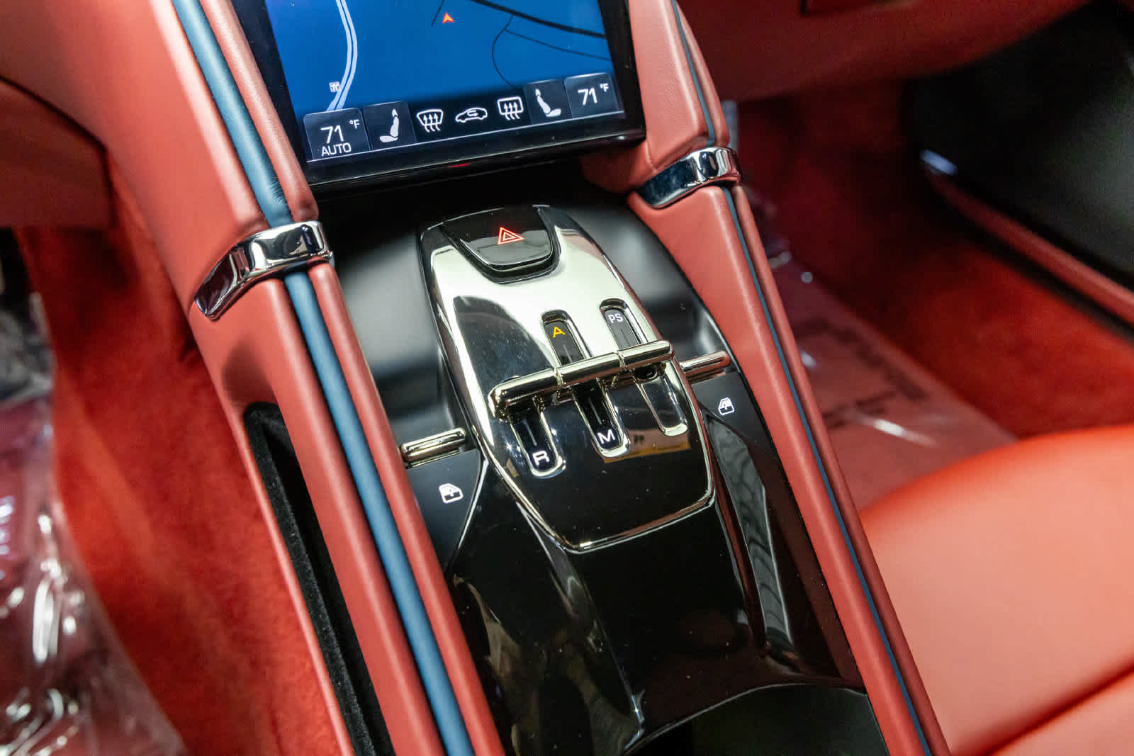 Used 2021 Ferrari Roma RWD image 19