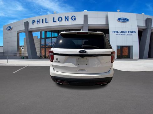 Used 2017 Ford Explorer Sport w/ Equipment Group 401A AWD/4WD image 4